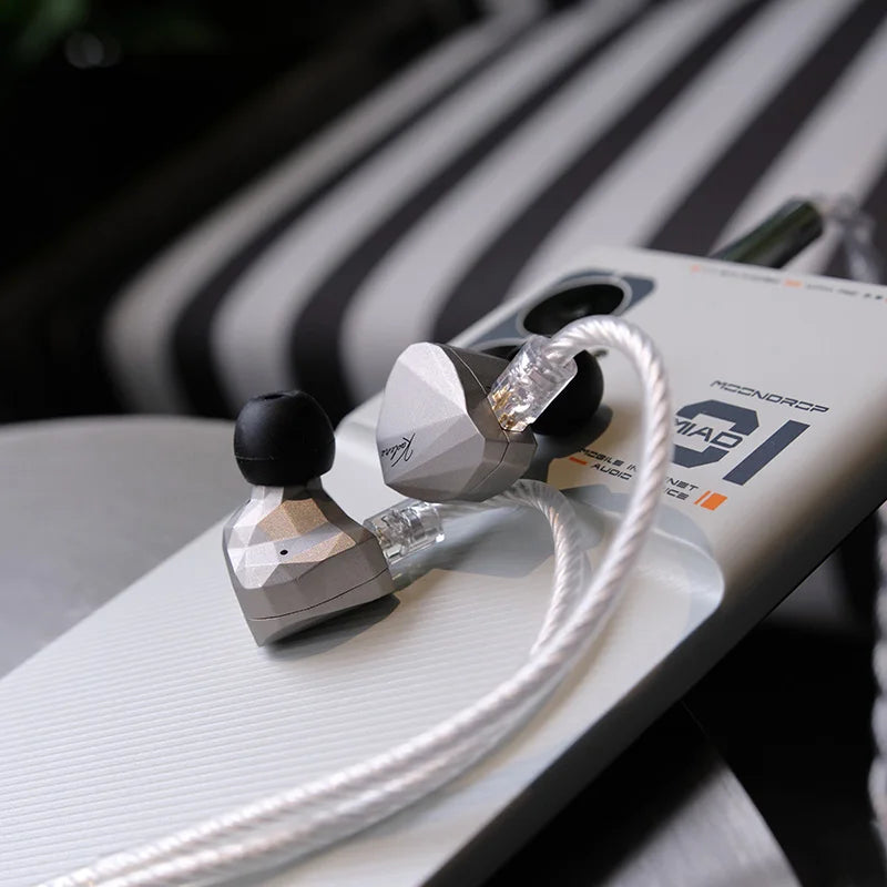 Moondrop Kadenz Dynamic IEM